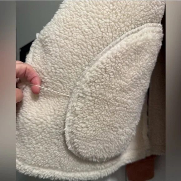 Sanctuary Black Cream Faux Sherpa Trimmed Vegan Leather Vest Medium - Picture 5 of 14